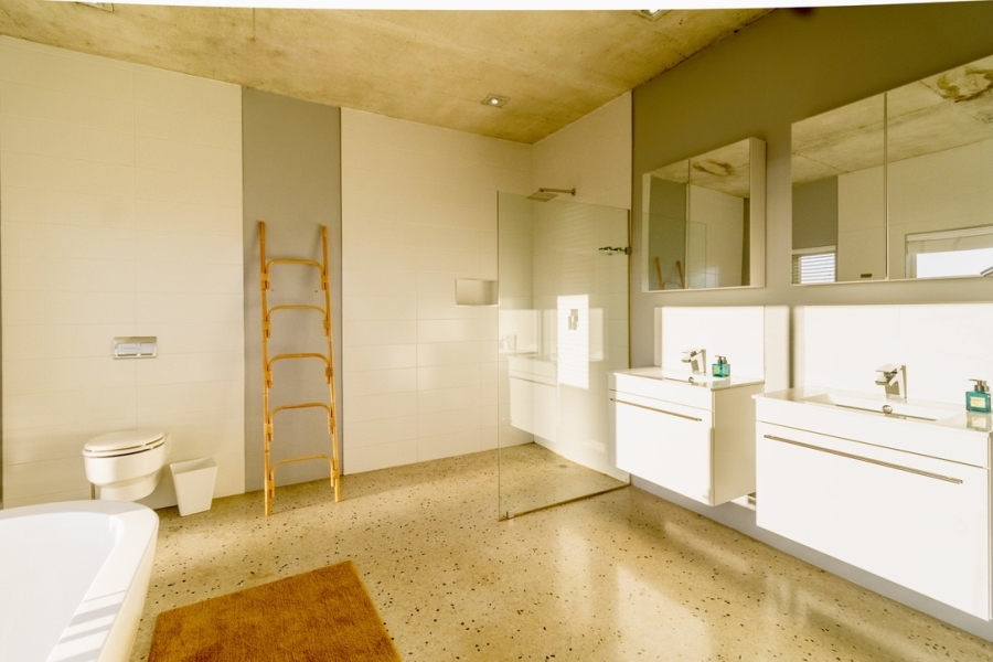 4 Bedroom Property for Sale in Van Riebeeckstrand Western Cape